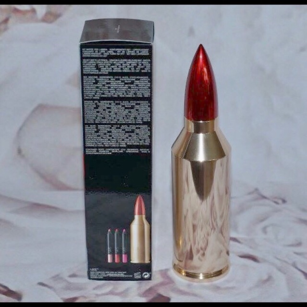 NARS Steven Klein An Abnormal Female Lip Pencils - Picture 3 of 3